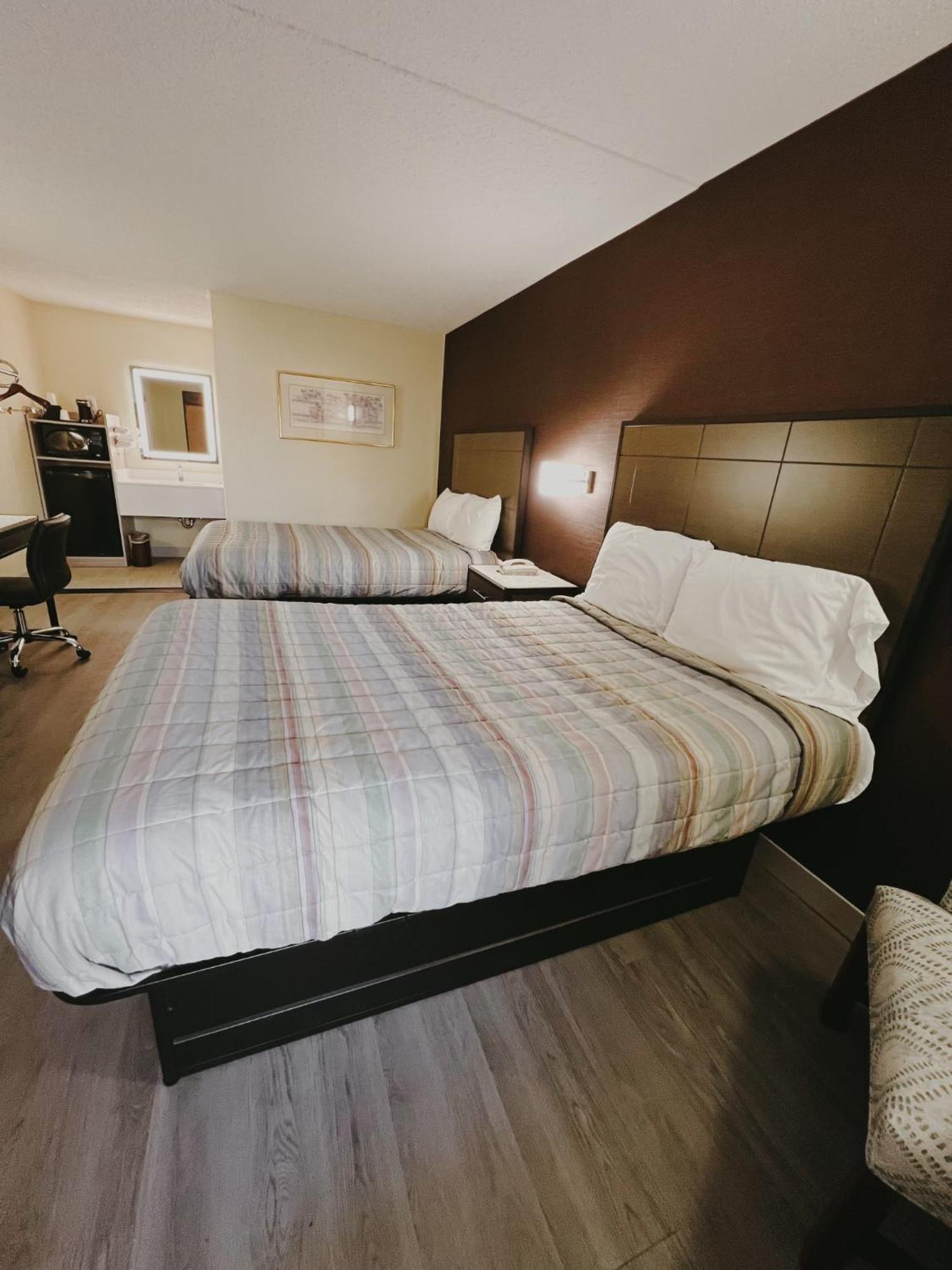 Travel Inn New Castle Airport מראה חיצוני תמונה