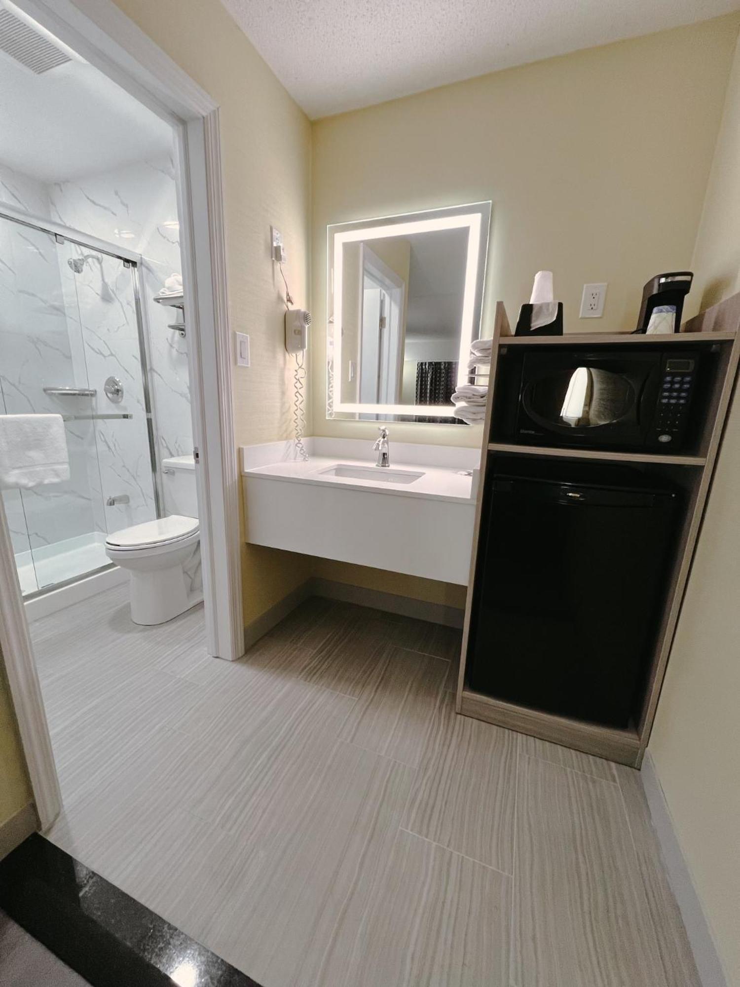 Travel Inn New Castle Airport מראה חיצוני תמונה