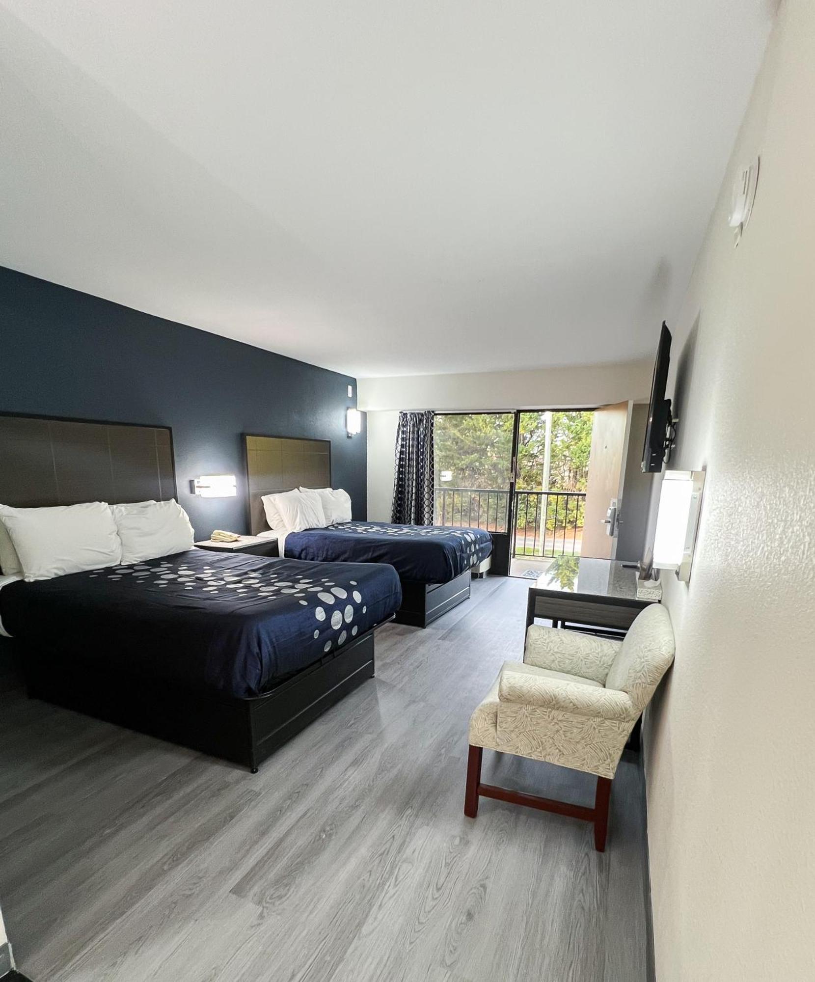 Travel Inn New Castle Airport מראה חיצוני תמונה