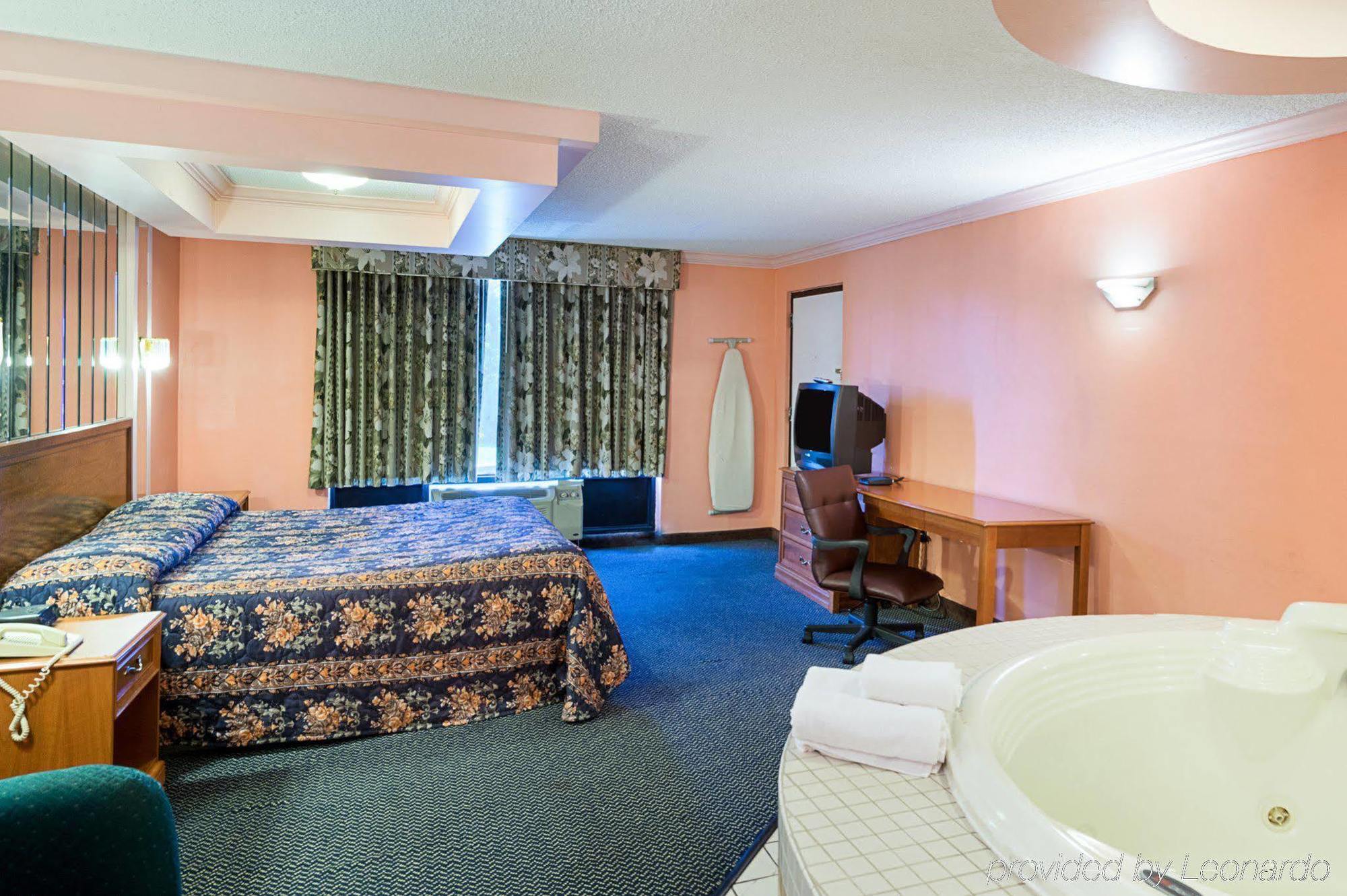 Travel Inn New Castle Airport מראה חיצוני תמונה